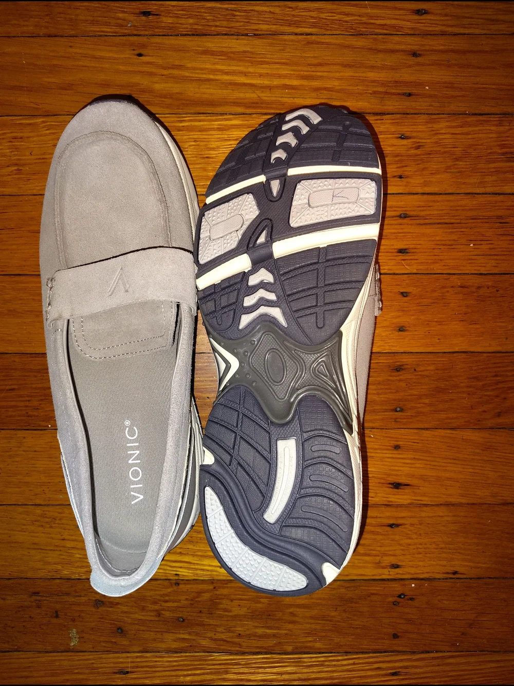 Vionic Light Gray Suede Walk Roam Loafer Sz 9 Nwot